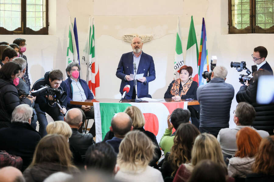Bonaccini si candida alla segreteria PD: “Per il Paese ne vale la pena ma non basta un congresso, ci aspetta una traversata nel deserto” Bonaccini si candida alla segreteria PD: “Per il Paese ne vale la pena ma non basta un congresso, ci aspetta una traversata nel deserto”