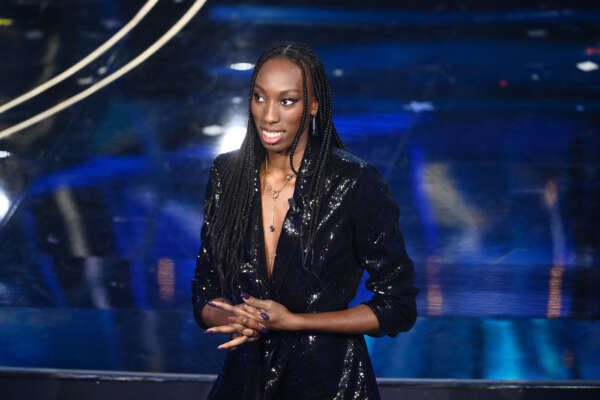 Perché il governo si è scagliato contro Amadeus e il Festival di Sanremo