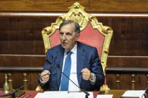 Ignazio La Russa e l’antifascismo: “Non è nella Costituzione. Il 25 Aprile farò una cosa che metterà d’accordo tutti”
