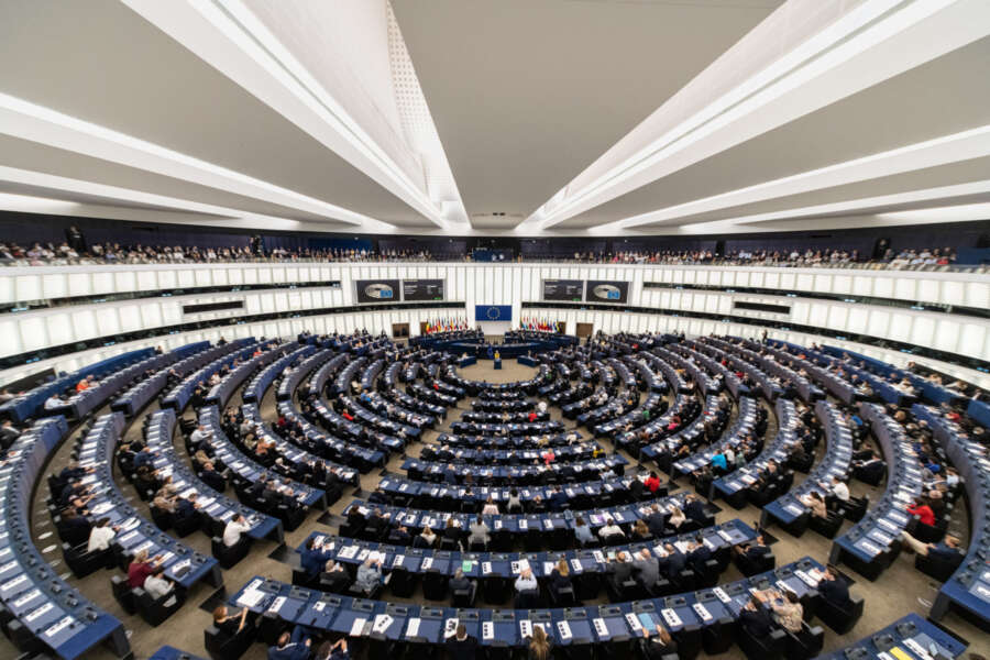 “Tesoro, mi si sono allargati i Brics”. E adesso? Verso un nuovo ordine mondiale e l’esigenza di un Partito per la Repubblica Europea “Tesoro, mi si sono allargati i Brics”. E adesso? Verso un nuovo ordine mondiale e l’esigenza di un Partito per la Repubblica Europea