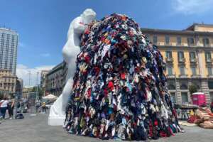 Il futuro di Napoli fa i conti col reddito basso. Innovazione e investimenti contro la fuga dei talenti
