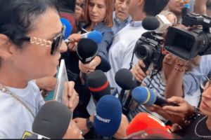 La madre di Giogiò Cutolo: “Ha ucciso mio figlio ed è andato a giocare a carte, pensava fosse una serie” | Don Battaglia bacchetta lo Stato: “Scusaci per le promesse non mantenute”