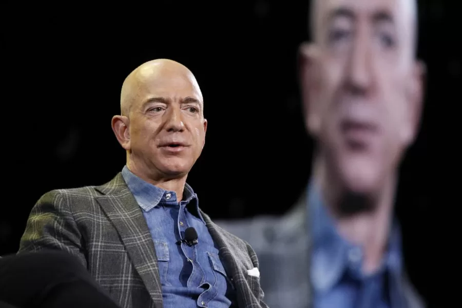 Bezos, una scelta di principio: Harris non funziona e perde anche il suo elettorato Bezos, una scelta di principio: Harris non funziona e perde anche il suo elettorato