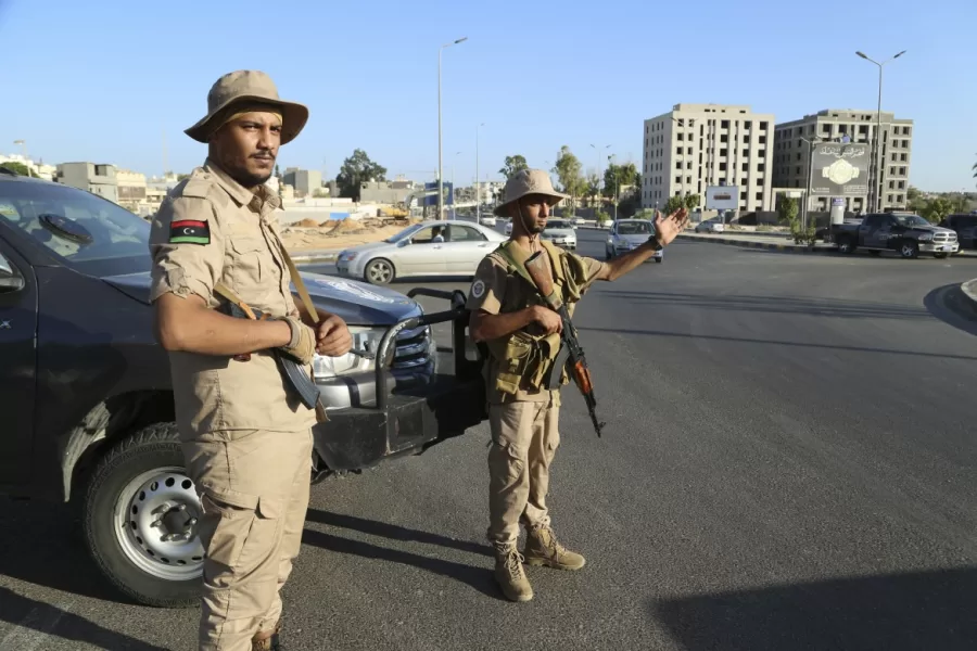 Libia, a Tripoli arriva la “polizia morale”. Abiti, acconciature, comportamenti in pubblico e social. Le libertà sotto attacco Libia, a Tripoli arriva la “polizia morale”. Abiti, acconciature, comportamenti in pubblico e social. Le libertà sotto attacco