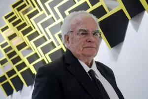 CARLO PELANDA ECONOMISTA