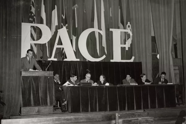 La sinistra, l’Occidente e la Pace. I “manifestanti confusi” riuniti contro un unico nemico e il paradosso storico di Trump
