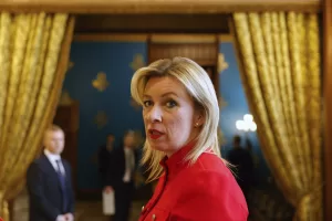 Spokeswoman of Russia’s Foreign Ministry Maria Zakharova speaks to the media after a joint press conference of Russian Foreign Minister Sergey Lavrov and OSCE Secretary General Feridun Sinirlioglu in Moscow, Russia, Tuesday, March 11, 2025. (Maxim Shemetov/ Pool Photo via AP)


Associated Press/LaPresse