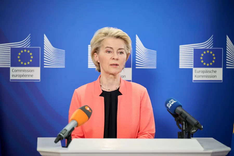 URSULA VON DER LEYEN PRESIDENTE COMMISSIONE EUROPEA URSULA VON DER LEYEN PRESIDENTE COMMISSIONE EUROPEA