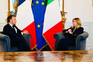 Foto Filippo Attili/Palazzo Chigi/LaPresse 
03/06/2025 Roma, Italia
Politica 
Presidente Macron incontra la premier Giorgia Meloni a Palazzo Chigi 

DISTRIBUTION FREE OF CHARGE – NOT FOR SALE – Obbligatorio citare la fonte LaPresse/Palazzo Chigi/Filippo Attili