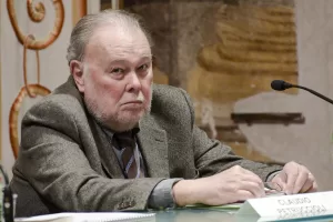 CLAUDIO PETRUCCIOLI POLITICO